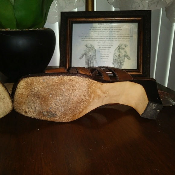 Cole Haan Slide On Brown - Picture 6 of 6